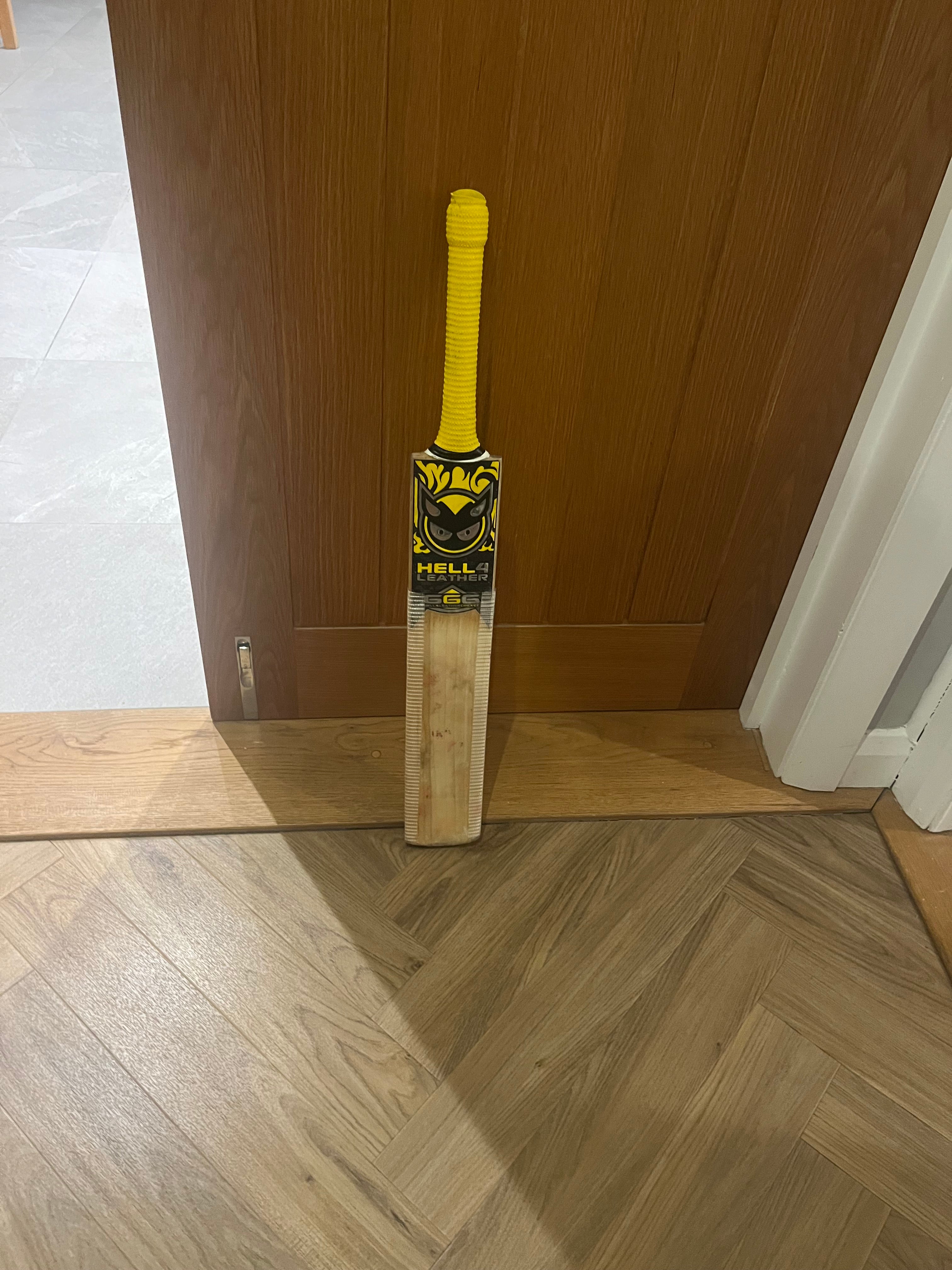 SIZE 3 H4L BAT